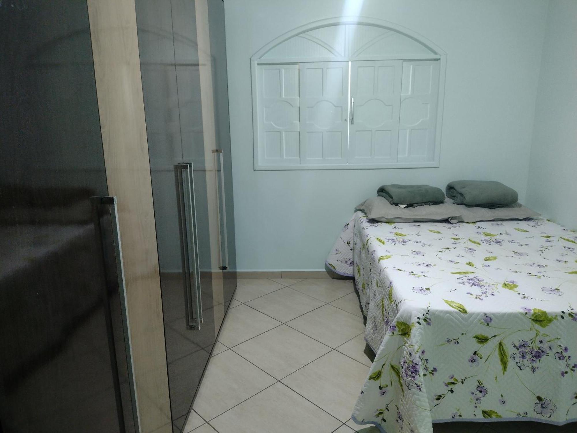 2 Quartos Da Costa